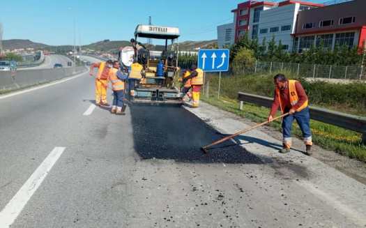 Nis riparimi i autostrades Tirane-Durres: Devijohet trafiku ne Vore
